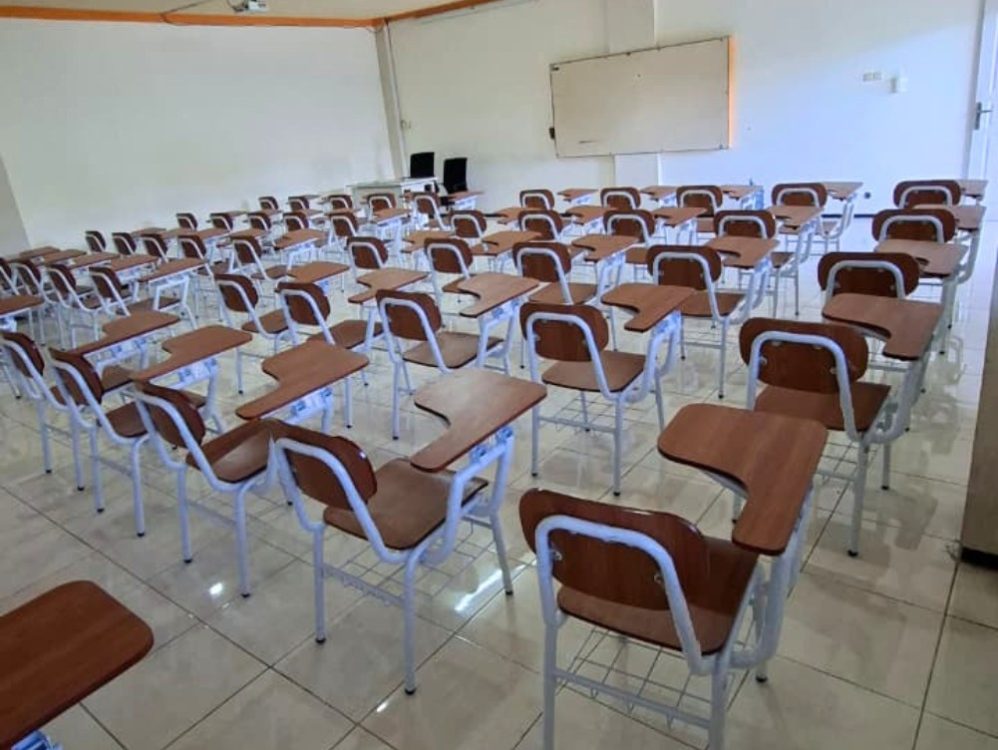 proyek kursi kuliah unesa